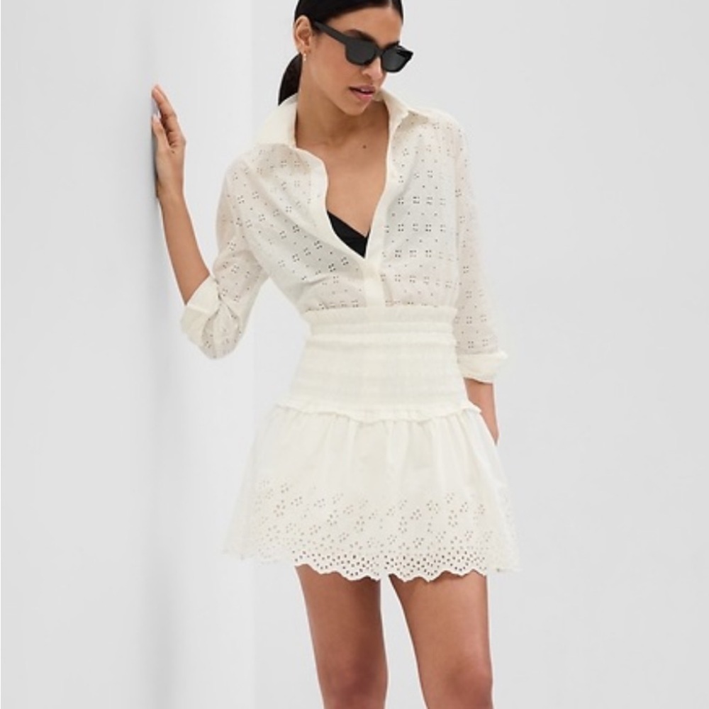 GAP White Eyelet Cotton Mini Skirt